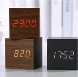 RELOJ DESPERTADOR DE MADERA  OMC-293